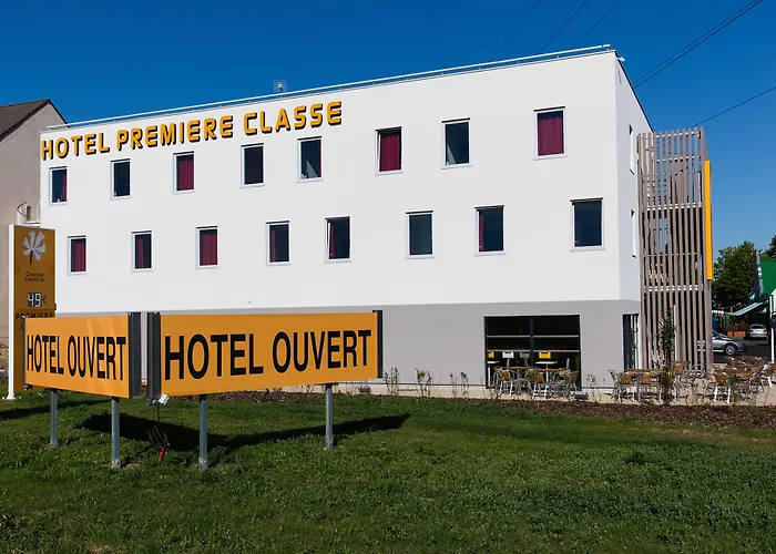 Première Classe Chartres Sud - Barjouville